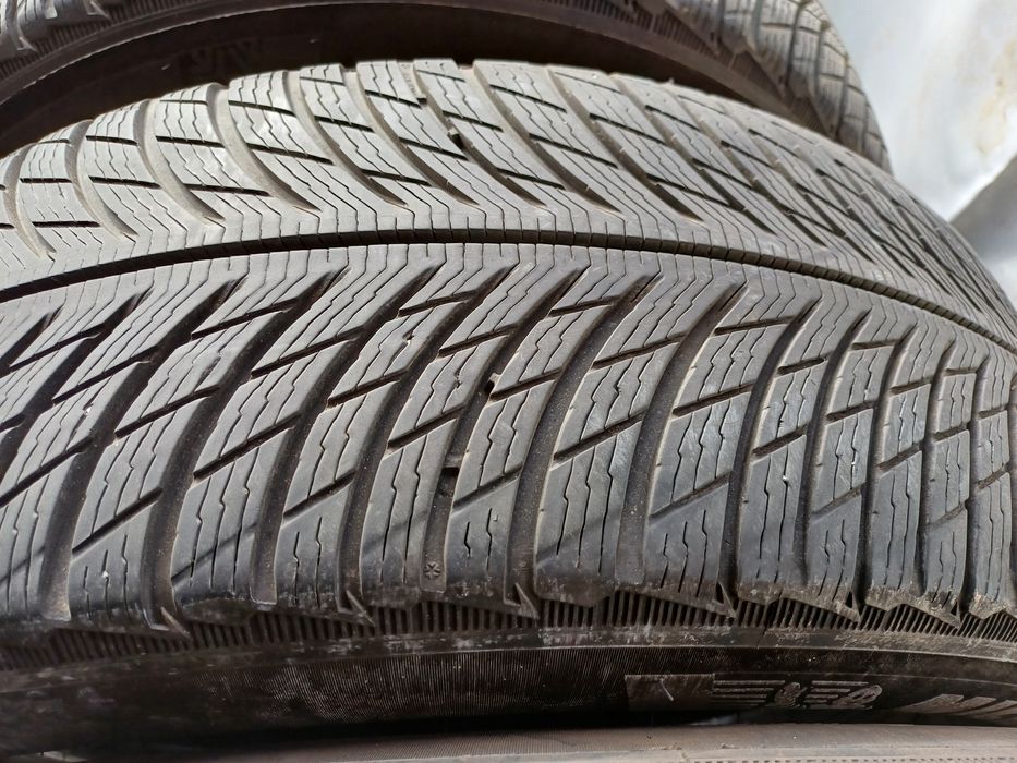 225 60 18 Anvelope Michelin-Pirelli