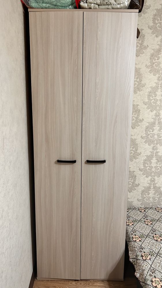 Продам шкаф