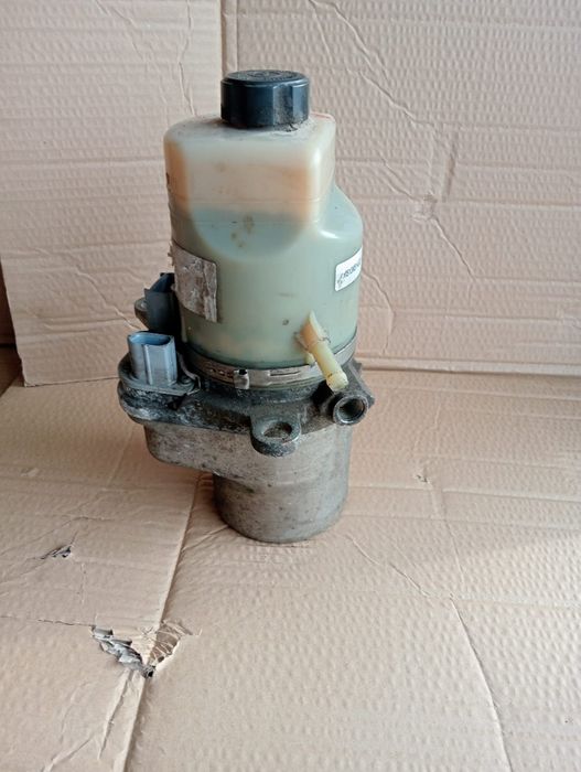 Pompa servodirecție ford focus 2 1.6 tdci