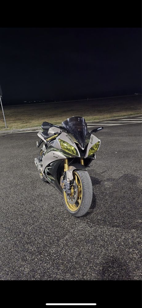 yamaha yzf r6                             .
