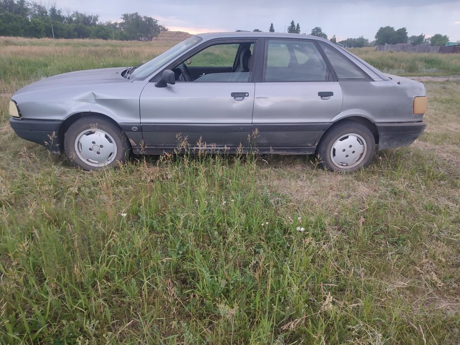 Продам Ауди 80 б3 плюс донор