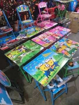 Сгъваема детска маса със столче с рисунки 24месеца гаранция!