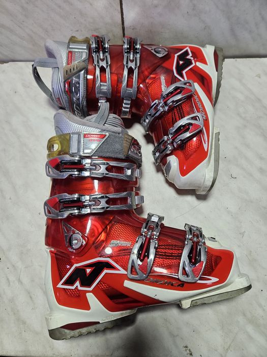 Clapari ski schi   Nordica mondo  24-24,5  corespunde mărimii 38