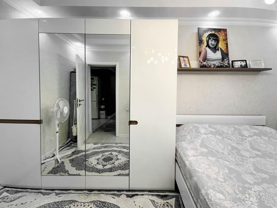 Спальный гарнитур