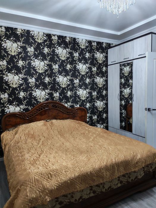 Arenda uchastka. Olmos mahalla. 8 xona