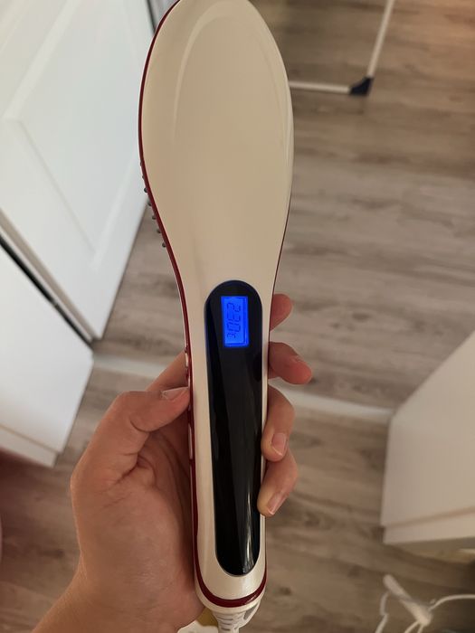 Perie de indreptat parul