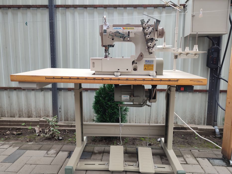 Masina de cusut/uberdeck/de acoperire : Jack/Model JK8568