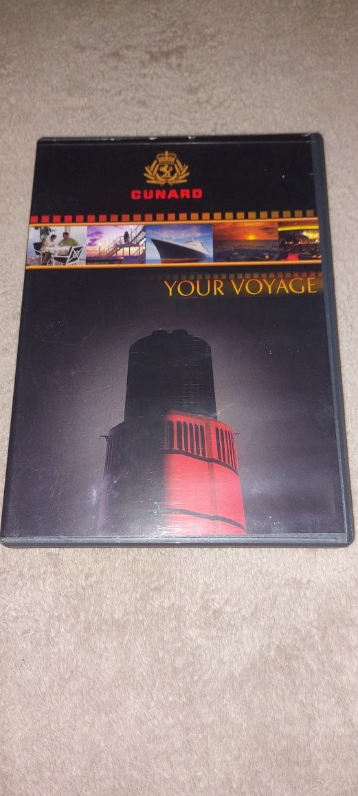 Set 8 CD-DVD-VHS Vacante.