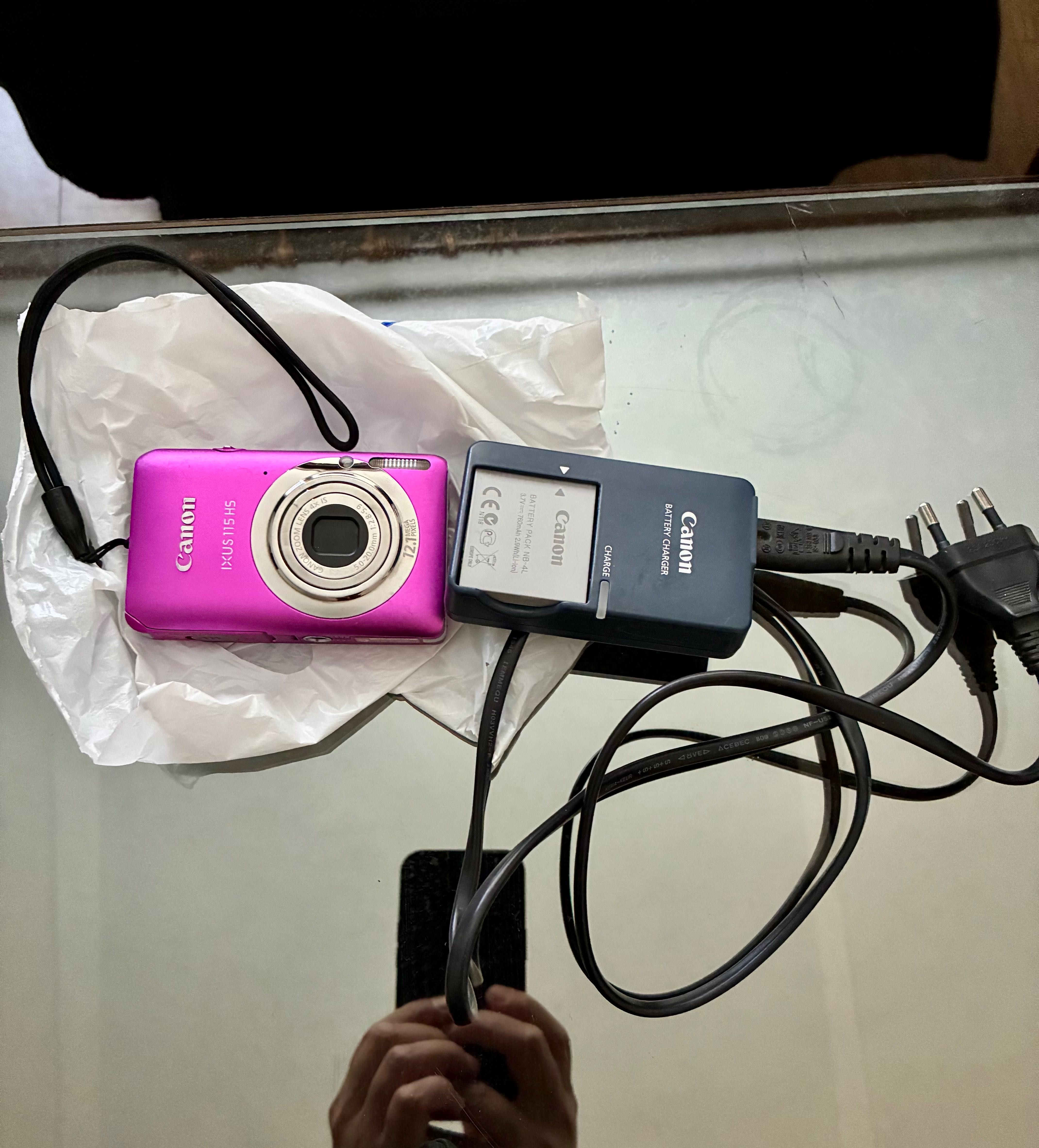 Canon IXUS 115 pink