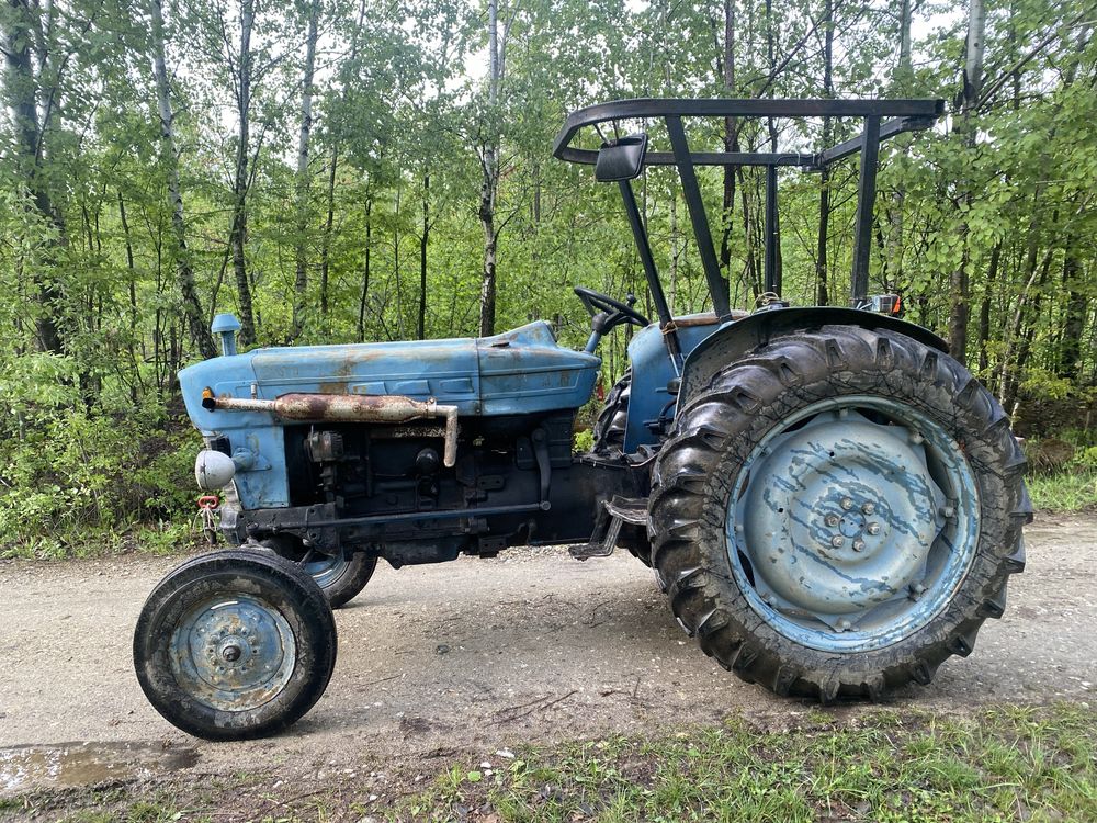 Tractor Ford 4000