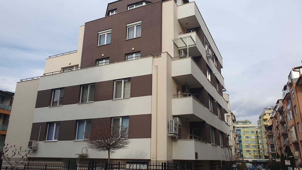 Дава се под наем Тристаен апартамент в София, Студентски град - 85 кв.м за 663 € - Снимка #13