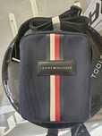 Чанта за през рамо Tommy Hilfiger