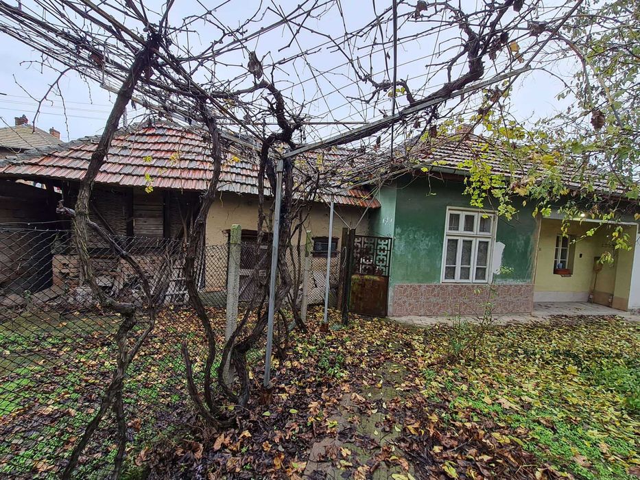 КЪЩА с.Брест обл. Плевен