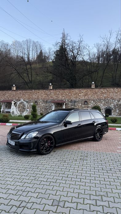 Mercedes E350 E-class