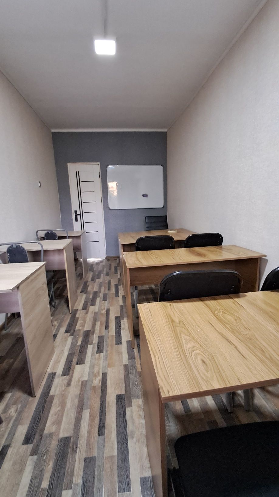 O'quv markaz sotiladi.