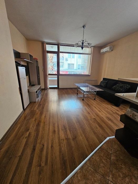 Дава се под наем Двустаен апартамент в Пловдив, Кършияка - 72 кв.м за 409 € - Снимка #2