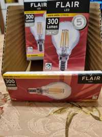 Bec LED Flair E14 5W 300 lumeni, glob clar A69, lumina caldă.