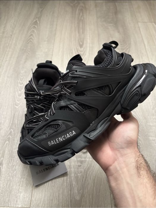 Balenciaga Track