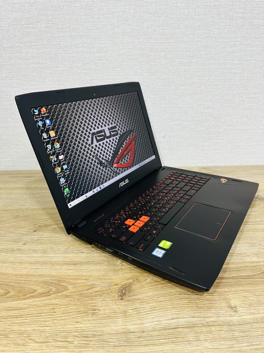 ASUS ROG Strix Core i7+GTX1070-8 ГБ Видеокарта Для Игр и Графики