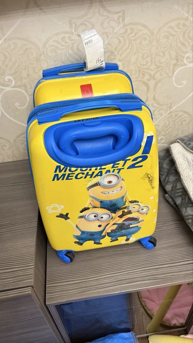 Чемодан детский б/у