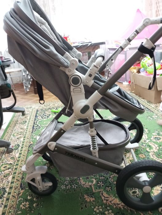 Детская коляска  зима лето