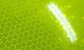 Световозвращающая плёнка Avery Dennison для дорожных знаков