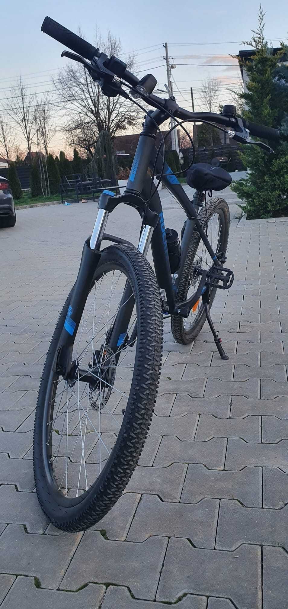 Vand bicicleta rockrider 120st in perfecta stare de funcționare