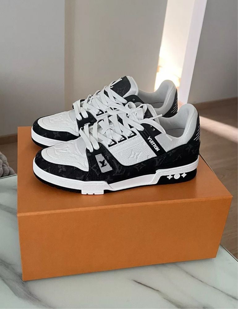 Adidasi Sneakers Louis Vuitton Trainer BlackWhite