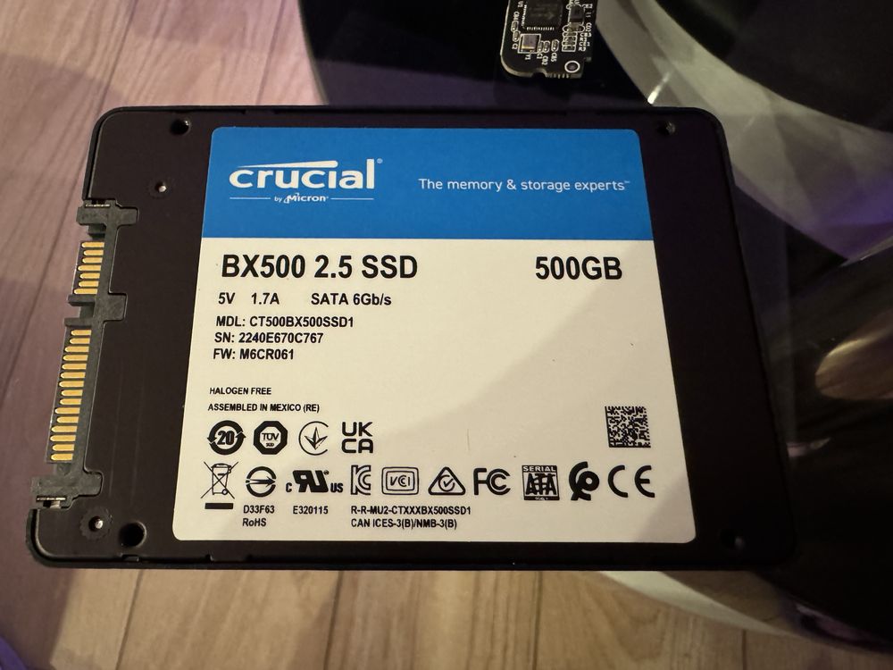 500 GB SSD Crucial