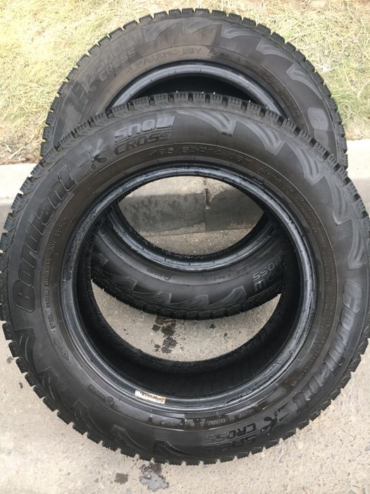 Продам шины шипованные 2 шт