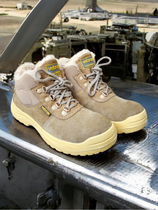 Maxsus oyoq kiyimlari