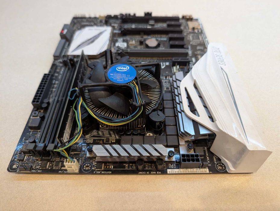 Asus Z170-Pro Series / Intel Core i3 3.7 GHz / RAM 8GB DDR4