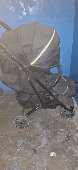 Срочно продам коляску