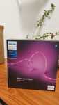 Banda LED RGBWW Philips Hue nedeschisa