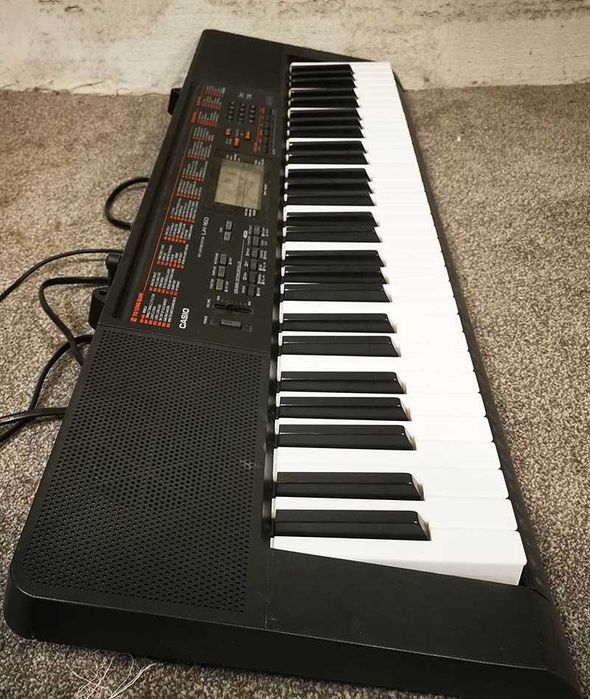 компютърна миди клавиатура CASIO LK-160 синтезатор с 5 октави и USB