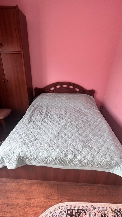 Продается двухспальная кровать