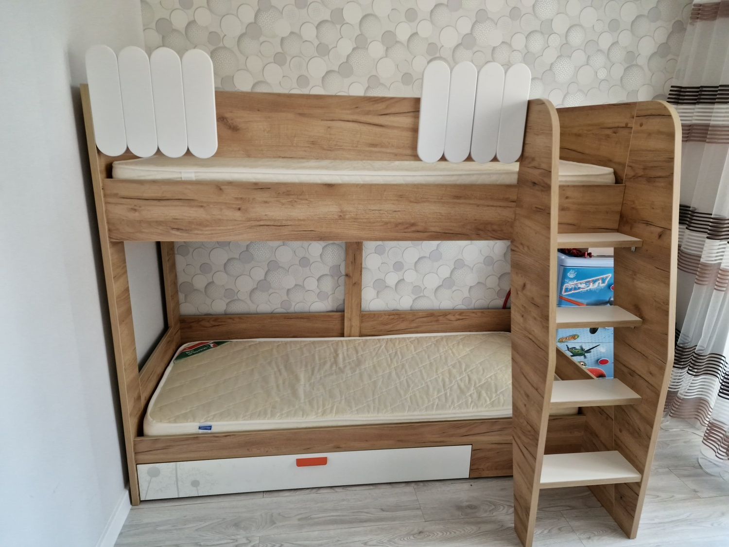 Детская кровать двухярустная