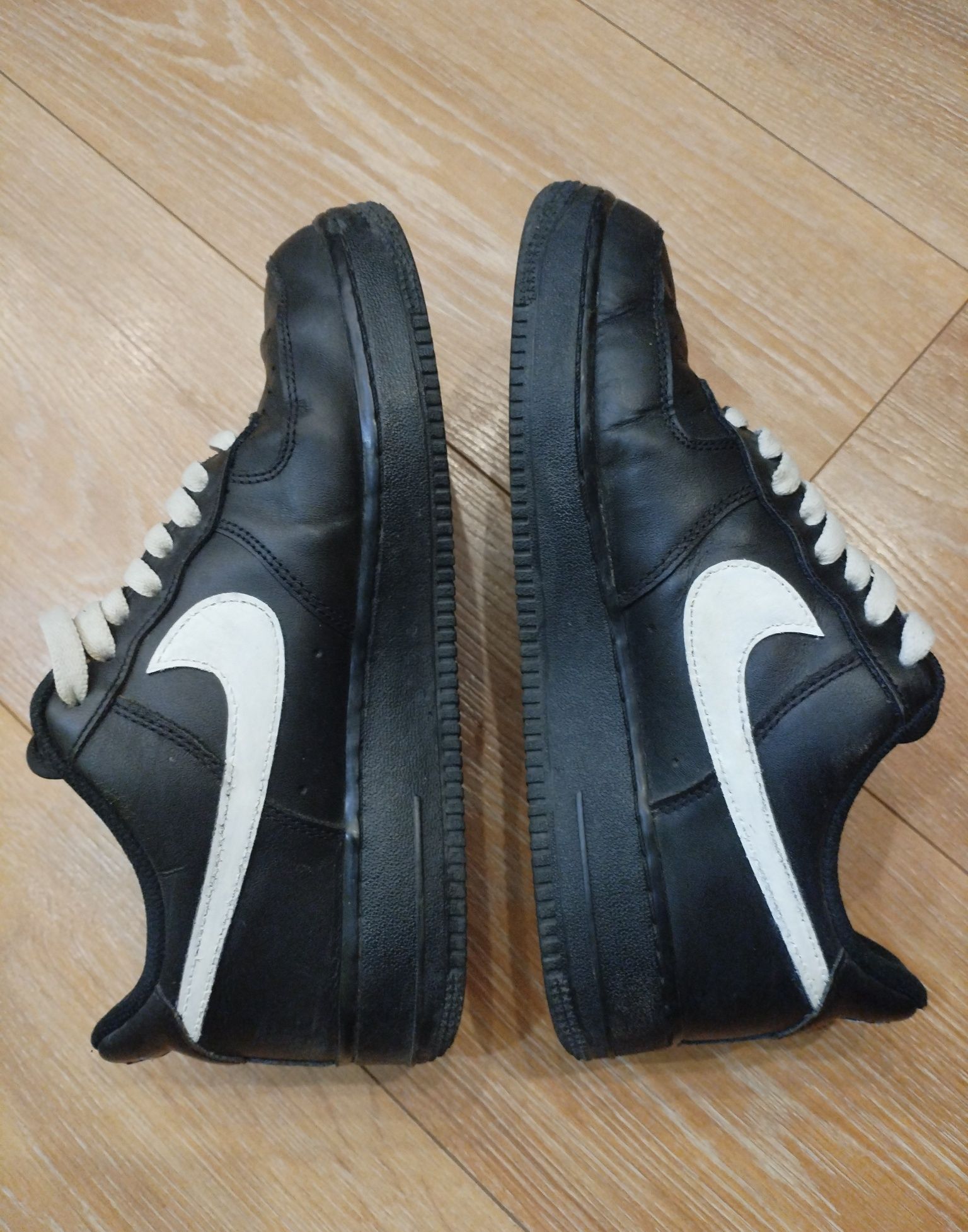Nike air force triple black маратонки оригинален