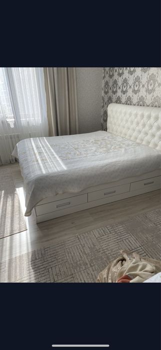 Продаю двух спальную кровать , в хорошем состоянии.