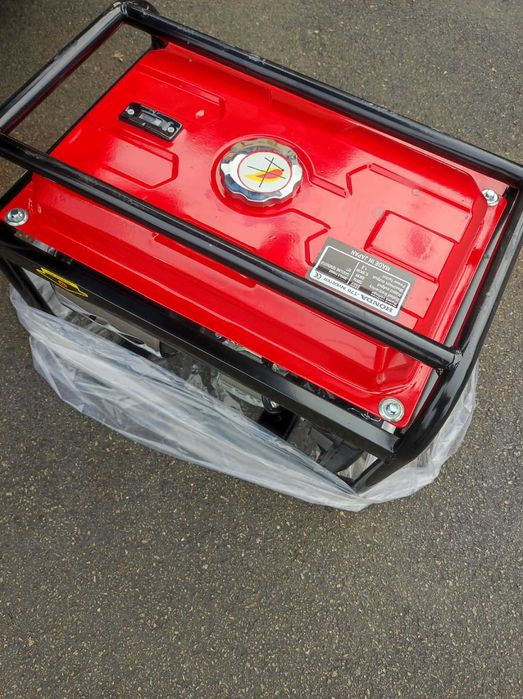 Чисто нов агрегат за ток Honda T70 + трефазен ток