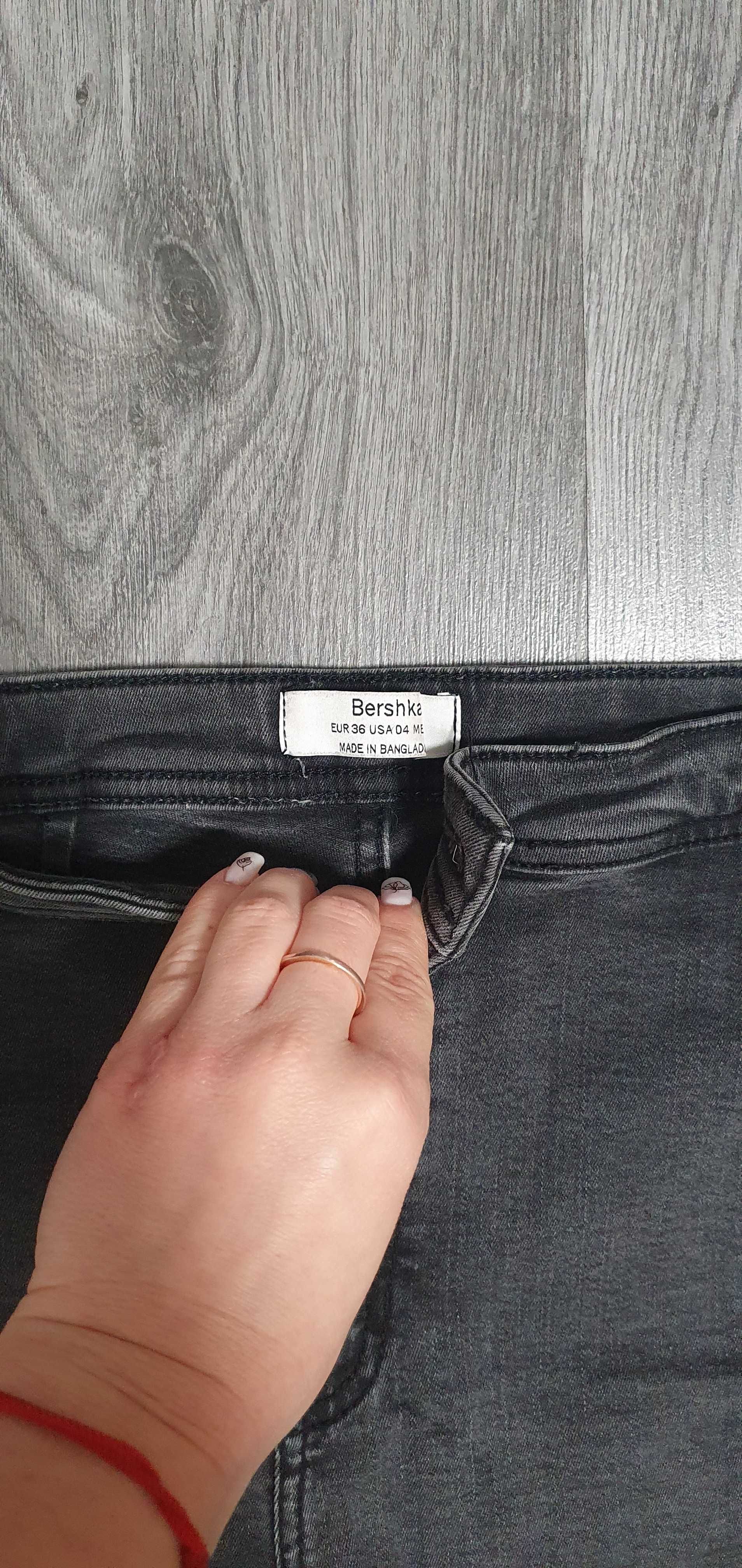 Къси дънки панталони Bershka XS