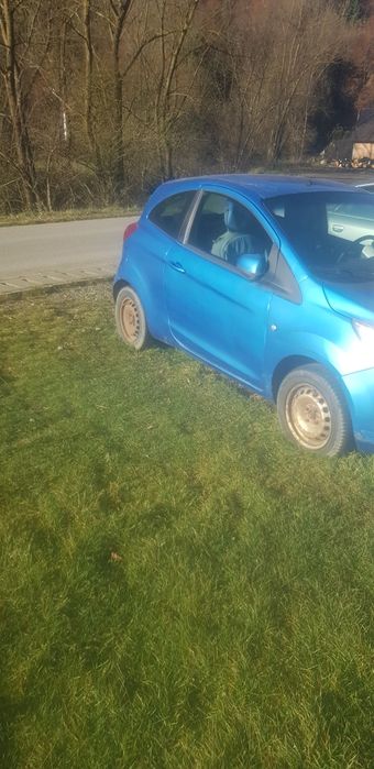 Vând Ford Ka 1.3