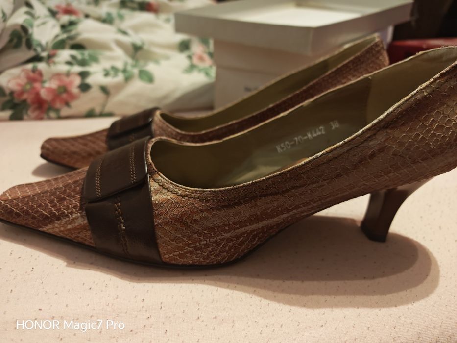 Pantofi dama din piele naturala