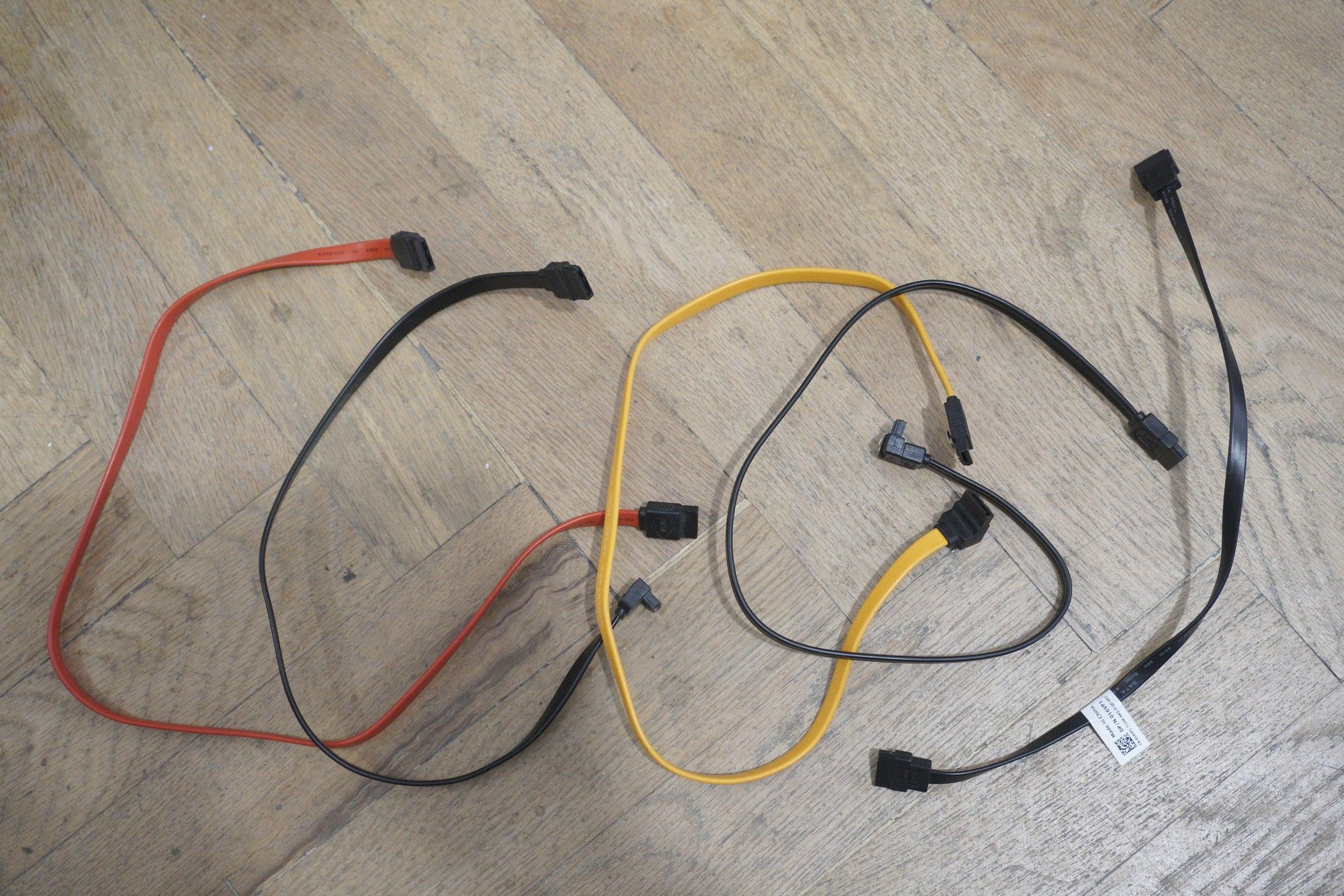 5бр SATA кабели за данни / sata to sata