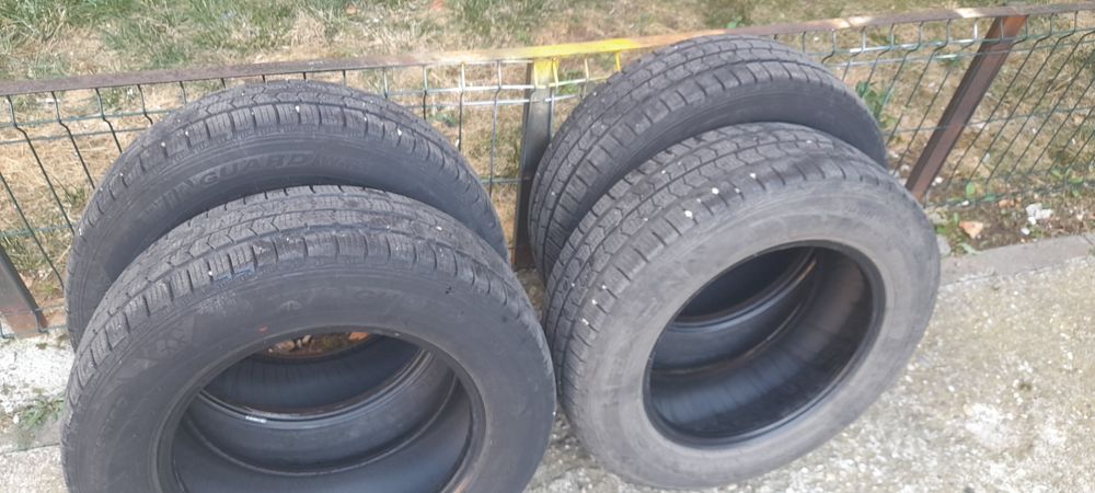 Vand anvelope de iarna NEXEN pentru dube 215/65R16C