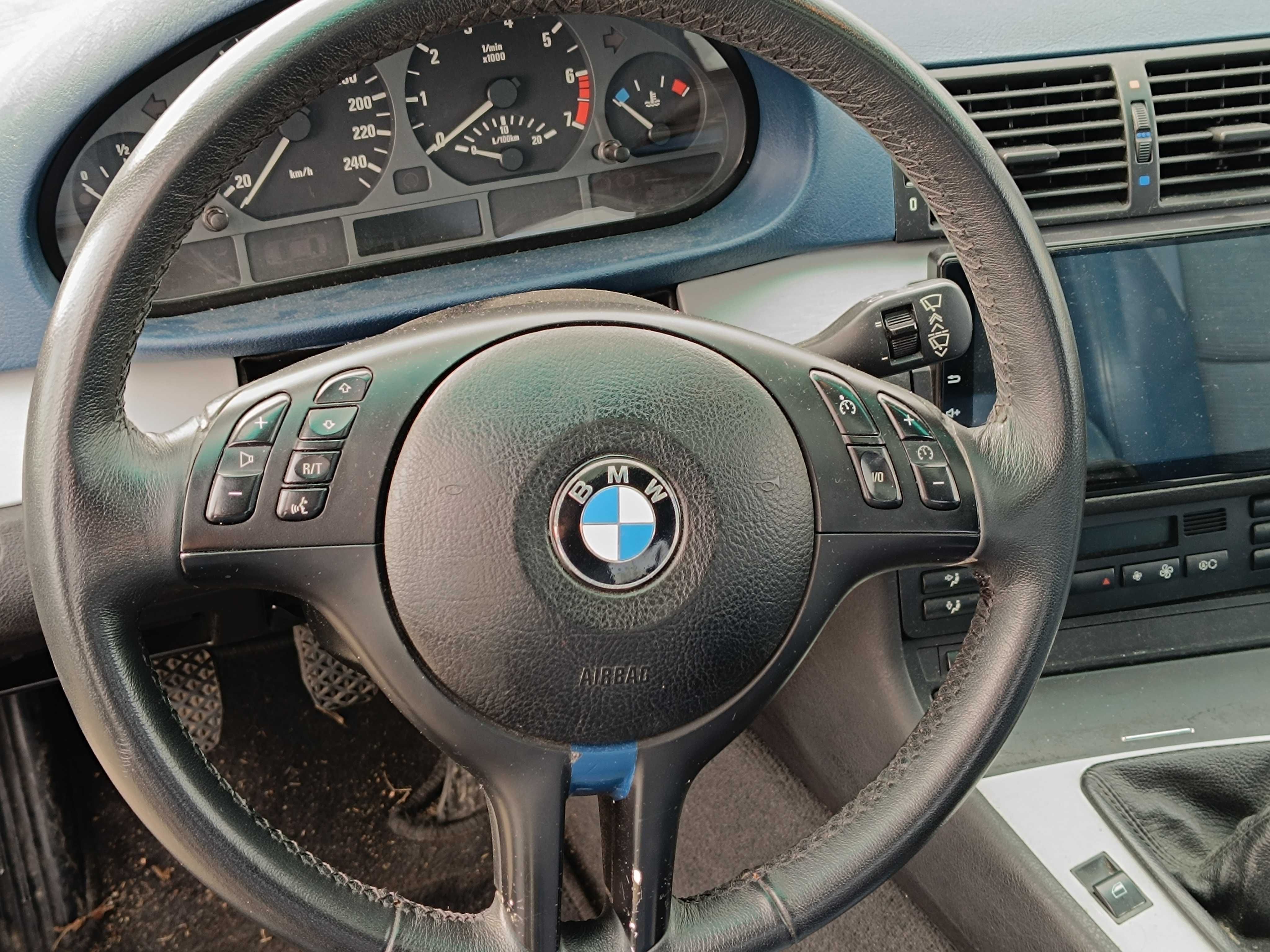 BMW E46 325ti - compact