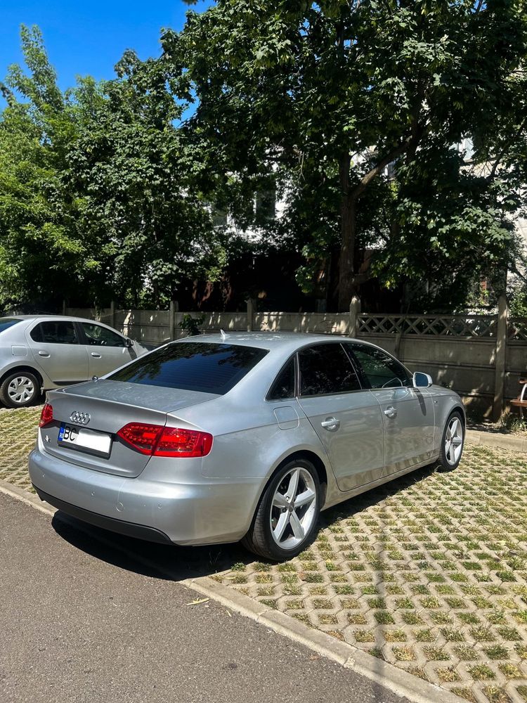 Audi A4 2011 B8 S-Line 2.0 TDI Multitronic 8+1