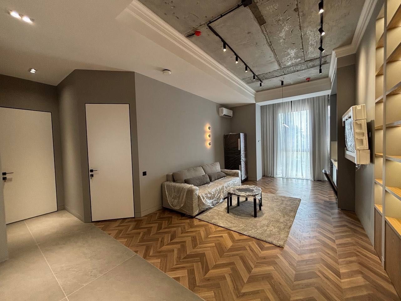 Park Residence Продается 2 комнатная квартира ремонт ул.Махтумкули