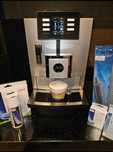 Auto.at de cafea profesional Jura X8 ( 17747 bauturi prep]