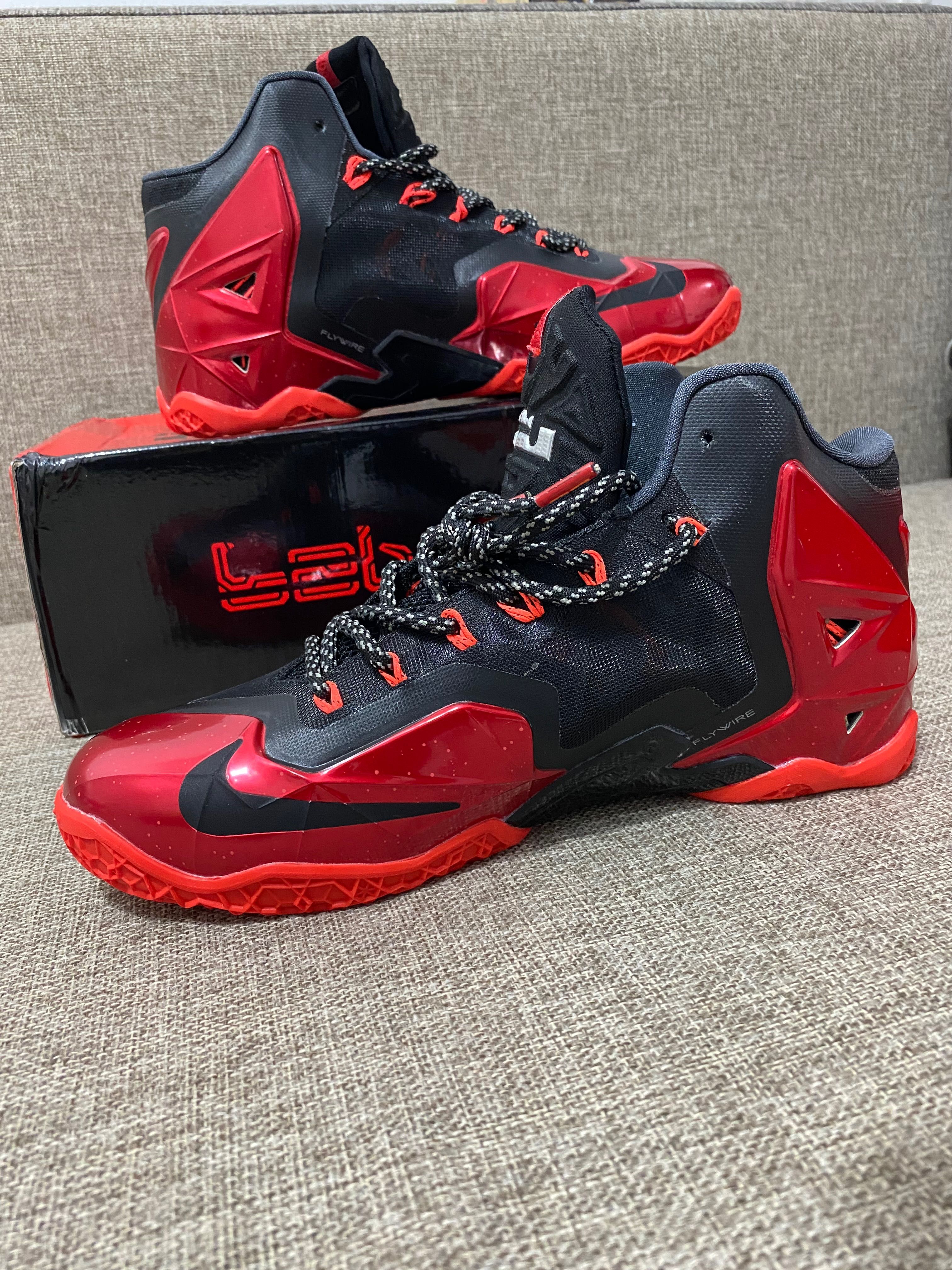 Кроссовки NIKE LEBRON 11